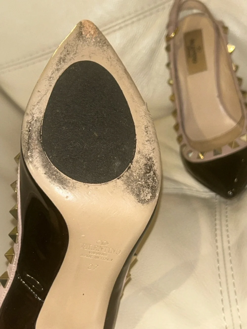 Valentino Black and Blush Rockstud Pointed Toe Stiletto Pumps Size 37 US 7